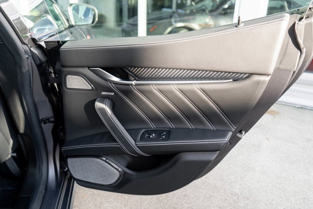 2022 Maserati Ghibli Trofeo