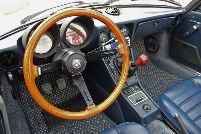 1984 Alfa Romeo Spider Veloce Base