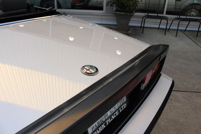 1986 Alfa Romeo Spider Quadrifoglio