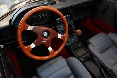 1986 Alfa Romeo Spider Quadrifoglio