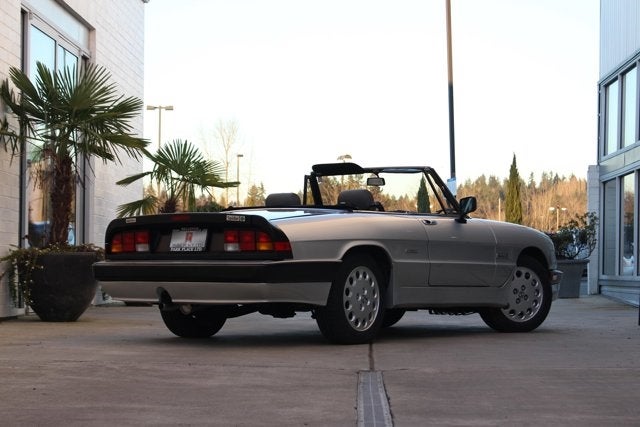 1986 Alfa Romeo Spider Quadrifoglio