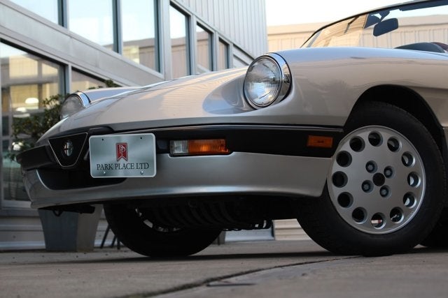 1986 Alfa Romeo Spider Quadrifoglio