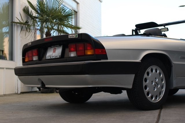 1986 Alfa Romeo Spider Quadrifoglio