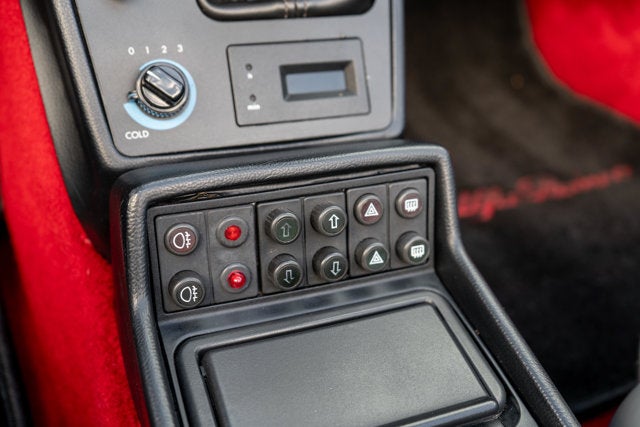 1989 Alfa Romeo Spider Quadrifoglio