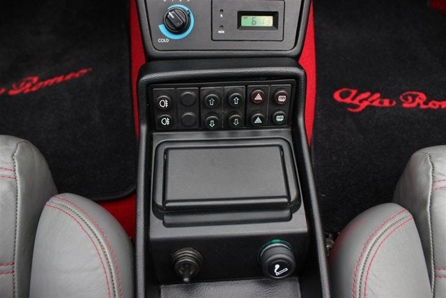 1988 Alfa Romeo Spider Quadrifoglio