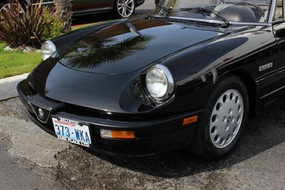 1988 Alfa Romeo Spider Quadrifoglio