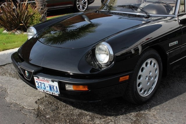 1988 Alfa Romeo Spider Quadrifoglio