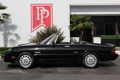 1988 Alfa Romeo Spider Quadrifoglio