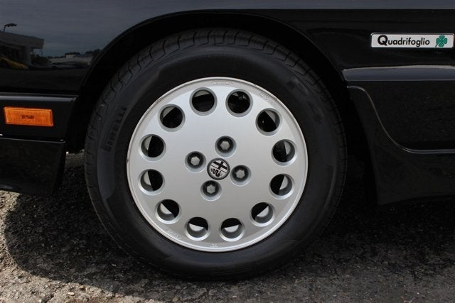 1988 Alfa Romeo Spider Quadrifoglio