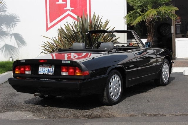 1988 Alfa Romeo Spider Quadrifoglio
