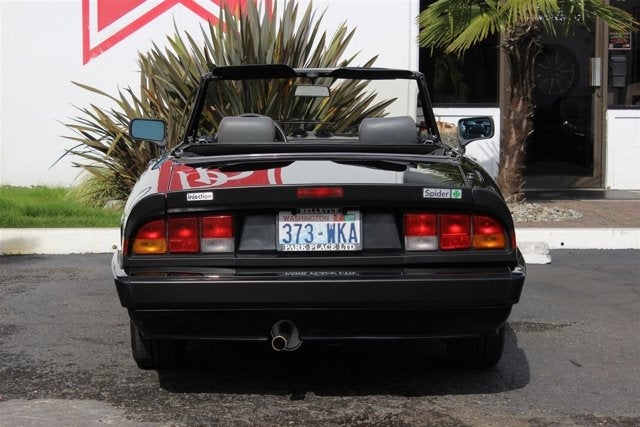 1988 Alfa Romeo Spider Quadrifoglio