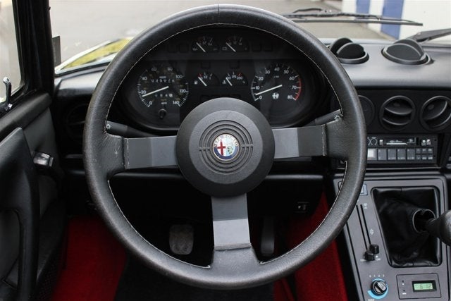 1988 Alfa Romeo Spider Quadrifoglio