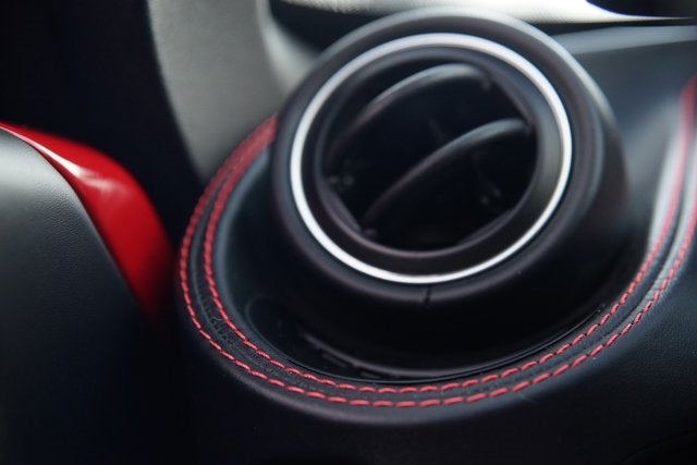 2015 Alfa Romeo 4C Coupe