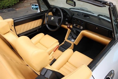1991 Alfa Romeo Spider Veloce