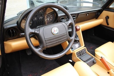 1991 Alfa Romeo Spider Veloce