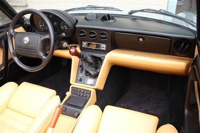 1991 Alfa Romeo Spider Veloce