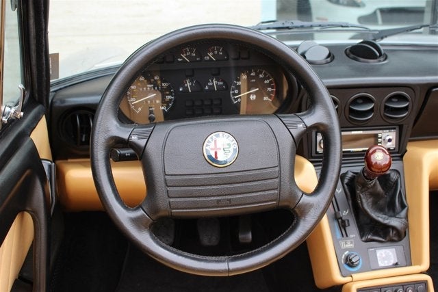 1991 Alfa Romeo Spider Veloce