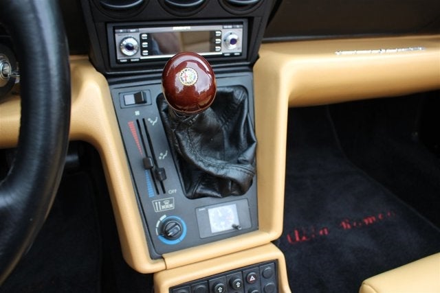 1991 Alfa Romeo Spider Veloce