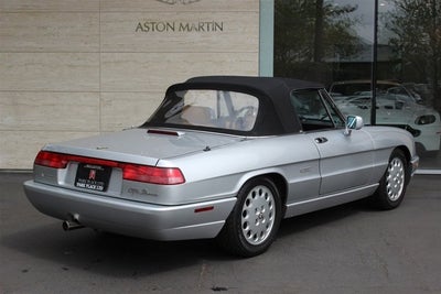 1991 Alfa Romeo Spider Veloce