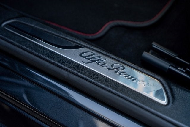 2017 Alfa Romeo Giulia Quadrifoglio