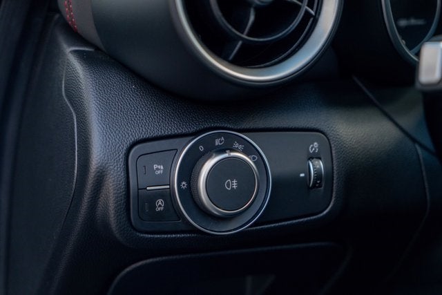 2017 Alfa Romeo Giulia Quadrifoglio