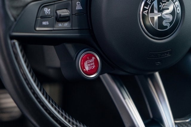 2017 Alfa Romeo Giulia Quadrifoglio