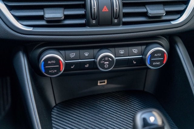 2017 Alfa Romeo Giulia Quadrifoglio