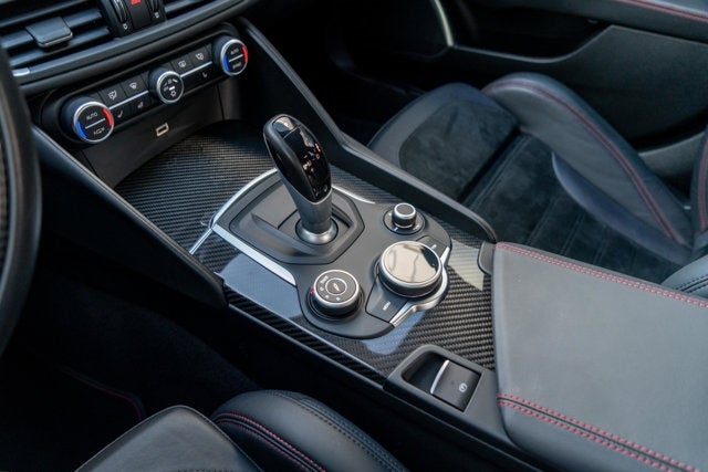 2017 Alfa Romeo Giulia Quadrifoglio