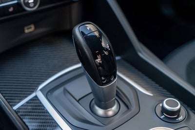 2017 Alfa Romeo Giulia Quadrifoglio