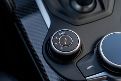 2017 Alfa Romeo Giulia Quadrifoglio