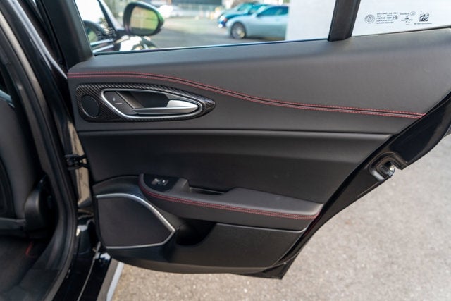 2017 Alfa Romeo Giulia Quadrifoglio