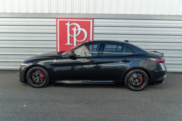 2017 Alfa Romeo Giulia Quadrifoglio