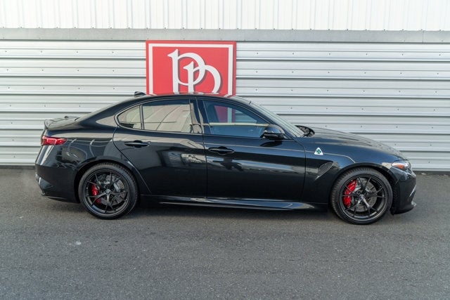 2017 Alfa Romeo Giulia Quadrifoglio