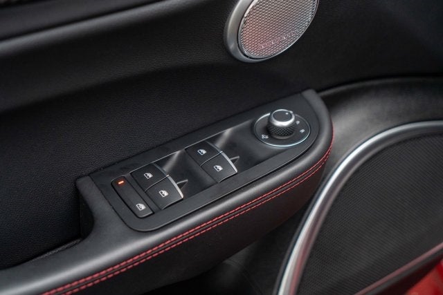 2018 Alfa Romeo Giulia Quadrifoglio