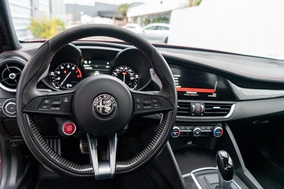 2018 Alfa Romeo Giulia Quadrifoglio