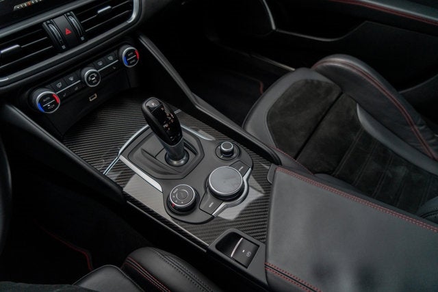 2018 Alfa Romeo Giulia Quadrifoglio