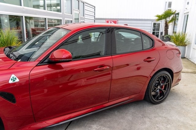 2018 Alfa Romeo Giulia Quadrifoglio