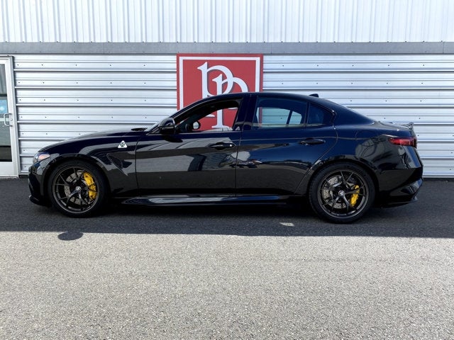 2017 Alfa Romeo Giulia Quadrifoglio