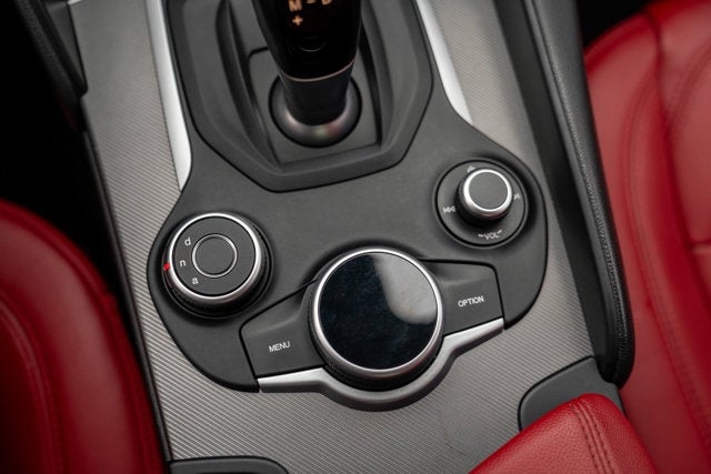 2018 Alfa Romeo Giulia RWD