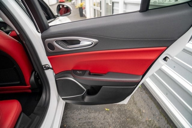 2018 Alfa Romeo Giulia RWD