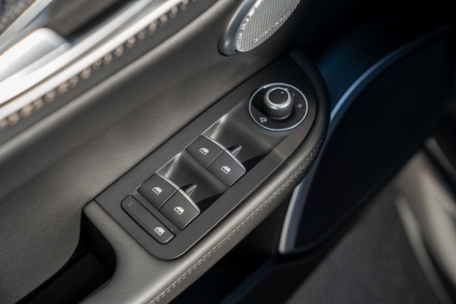 2023 Alfa Romeo Giulia Quadrifoglio