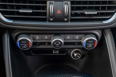 2023 Alfa Romeo Giulia Quadrifoglio