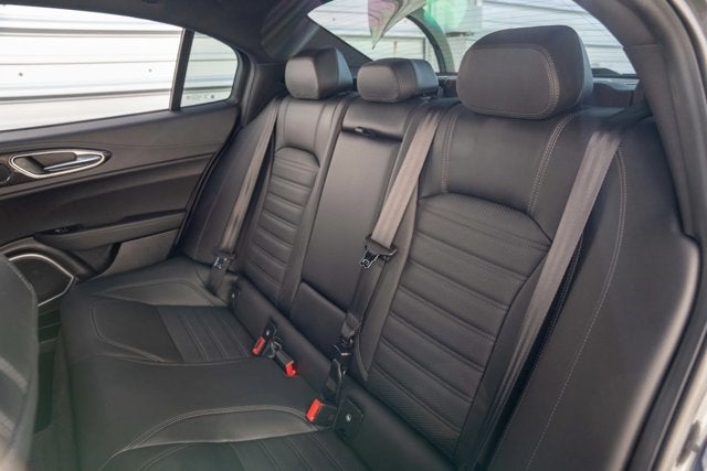 2023 Alfa Romeo Giulia Quadrifoglio