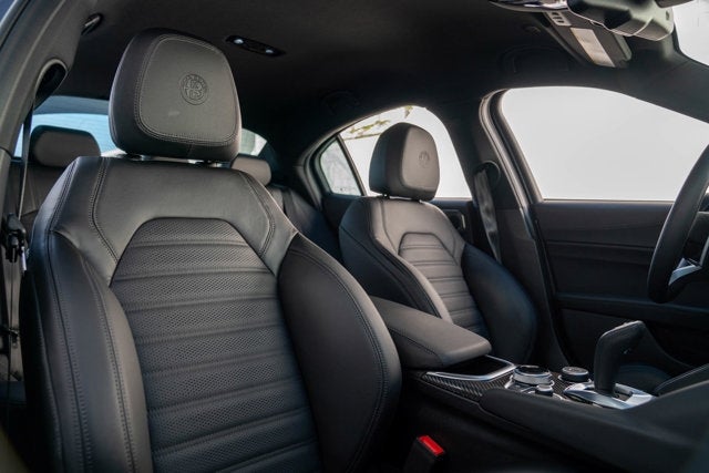 2023 Alfa Romeo Giulia Quadrifoglio