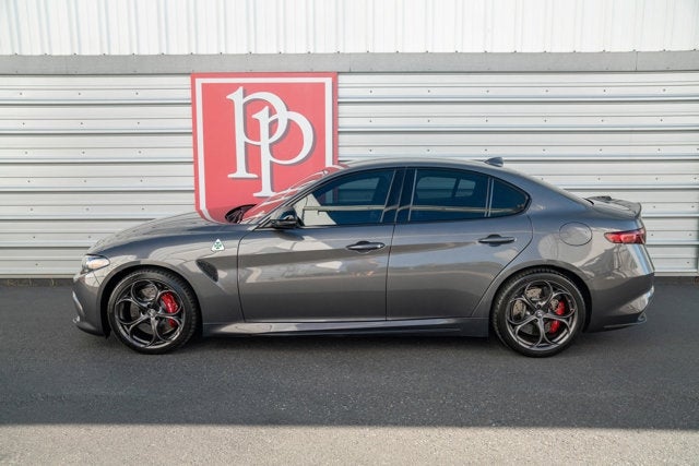 2023 Alfa Romeo Giulia Quadrifoglio