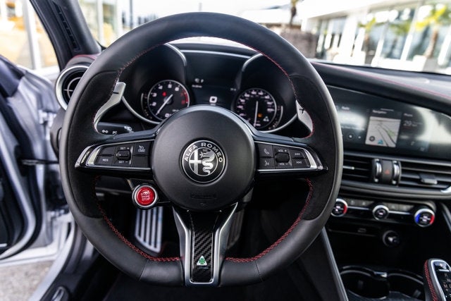 2020 Alfa Romeo Giulia Quadrifoglio