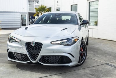 2020 Alfa Romeo Giulia Quadrifoglio