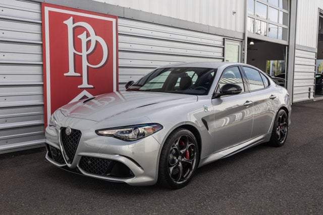 2020 Alfa Romeo Giulia Quadrifoglio