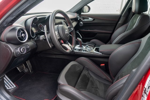 2020 Alfa Romeo Giulia Quadrifoglio