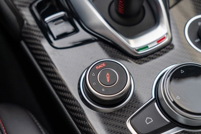 2020 Alfa Romeo Giulia Quadrifoglio